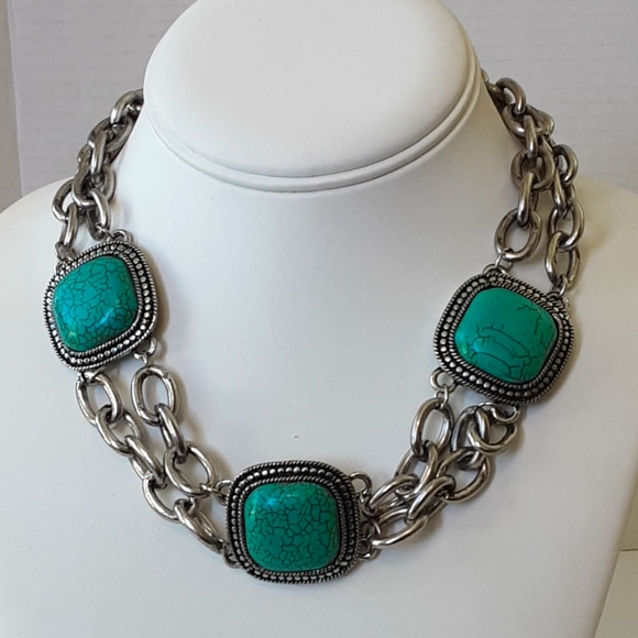 Jewelry - VTG Bold Faux Turquoise Medallion Double Linked Chain Necklace 18"